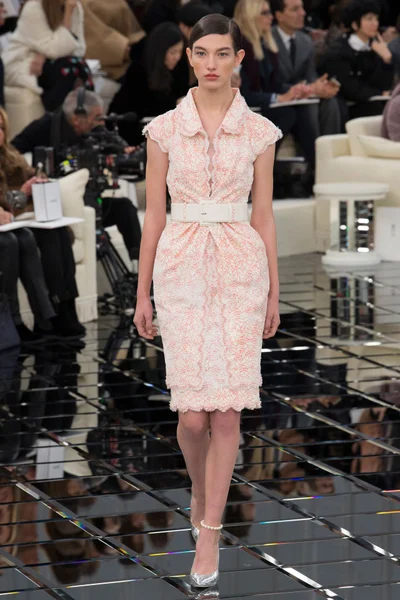 Look 23